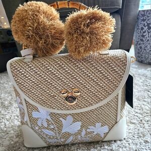 Disney Loungefly Minnie straw pom pom handbag/purse nwt